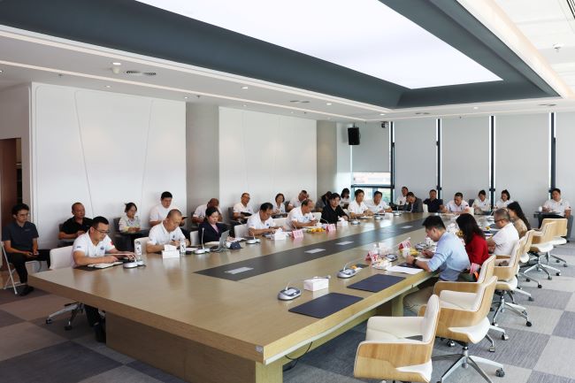省教育厅学生心理健康教育工作组到beat365调研