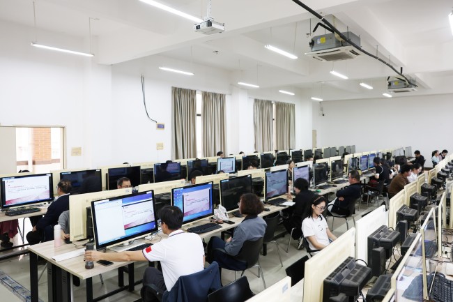beat365开展AI赋能教学类项目建设研讨会