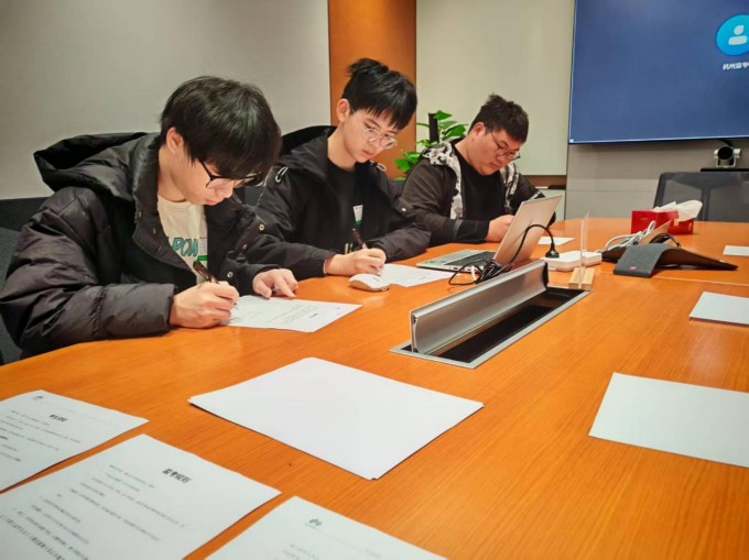 beat365中国唯一官网学生在第九届华为ICT大赛中国总决赛荣获佳绩