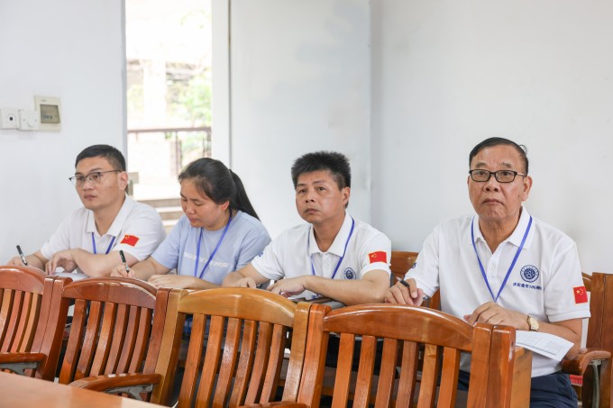 深入一线把脉课堂
