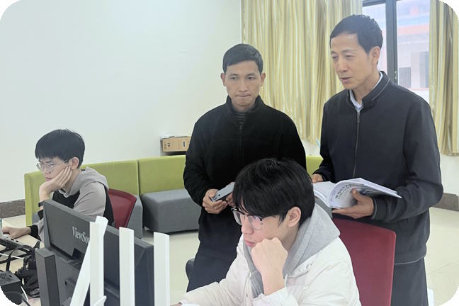 看望郭术宝、张靖奇、朱林初团队
