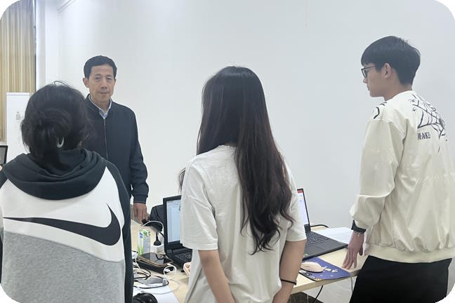 看望吴学敏、董逍遥、蔡紫钰团队