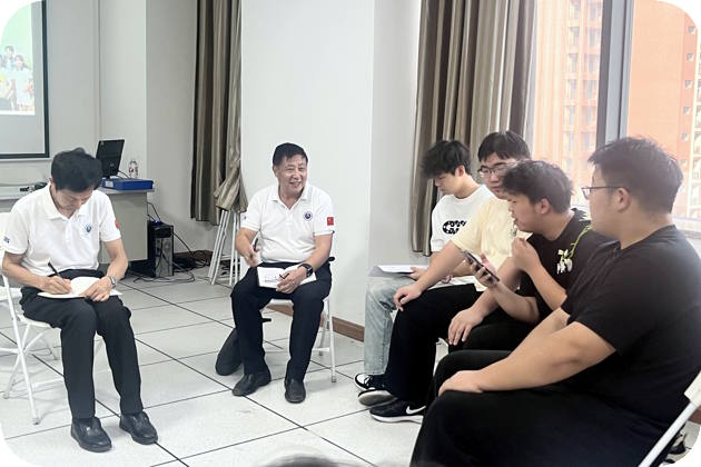 马院长解答学生的疑问